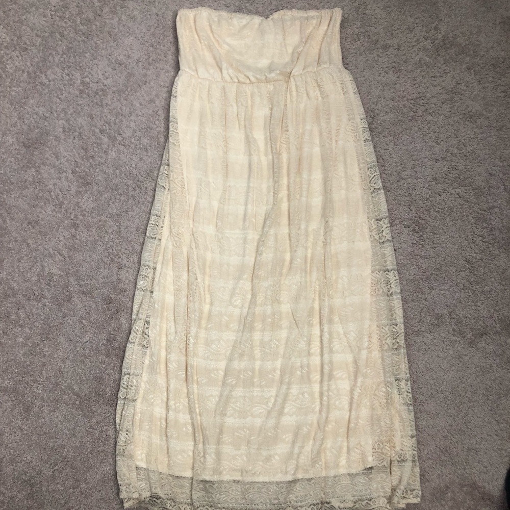 Forever 21 strapless cream lace dress size 3X